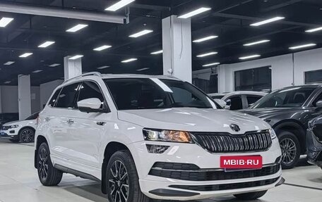Skoda Karoq I, 2022 год, 2 210 000 рублей, 3 фотография
