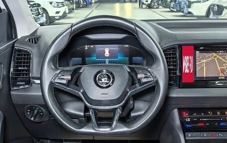 Skoda Karoq I, 2022 год, 2 210 000 рублей, 12 фотография