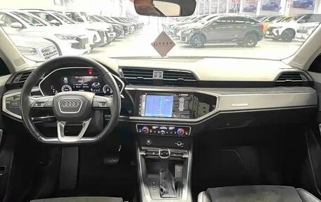 Audi Q3, 2023 год, 2 640 000 рублей, 9 фотография