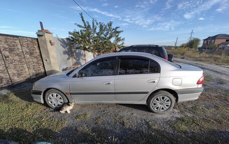Toyota Avensis III рестайлинг, 2001 год, 380 000 рублей, 5 фотография