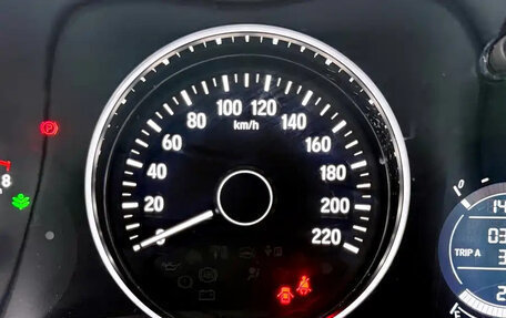 Honda Vezel, 2022 год, 1 780 272 рублей, 4 фотография