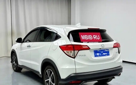 Honda Vezel, 2022 год, 1 780 272 рублей, 10 фотография