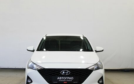 Hyundai Solaris II рестайлинг, 2020 год, 1 560 000 рублей, 2 фотография