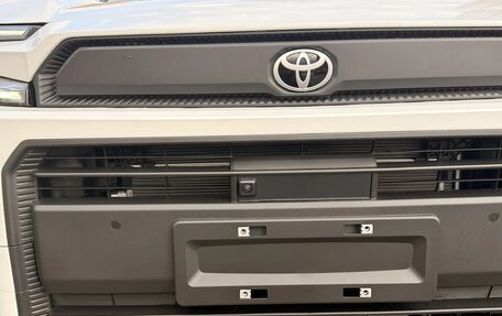 Toyota RAV4, 2025 год, 4 750 000 рублей, 15 фотография