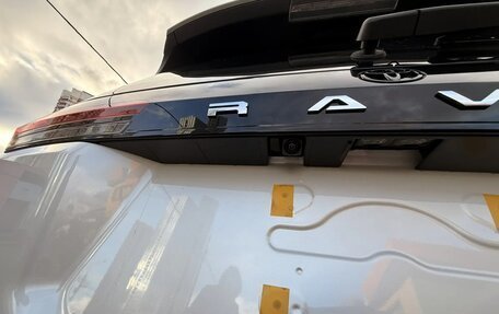 Toyota RAV4, 2025 год, 4 750 000 рублей, 16 фотография