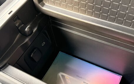 Toyota RAV4, 2025 год, 4 750 000 рублей, 21 фотография