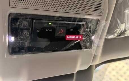 Toyota RAV4, 2025 год, 4 750 000 рублей, 18 фотография