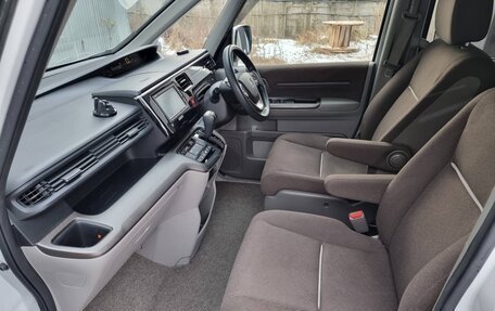 Honda Stepwgn IV, 2019 год, 2 165 000 рублей, 10 фотография