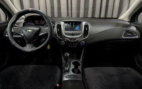 Chevrolet Cruze II, 2017 год, 1 099 777 рублей, 10 фотография