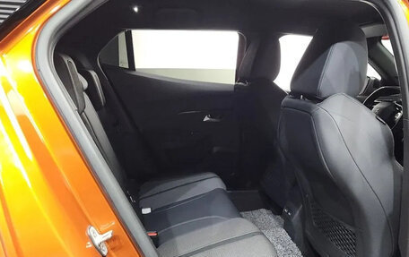 Peugeot 2008 II, 2022 год, 1 671 000 рублей, 7 фотография