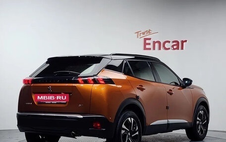 Peugeot 2008 II, 2022 год, 1 671 000 рублей, 2 фотография