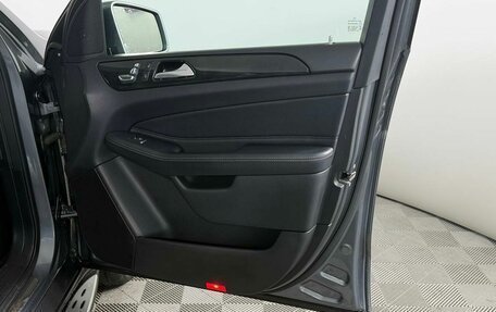 Mercedes-Benz GLS, 2017 год, 4 899 000 рублей, 25 фотография