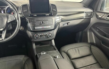 Mercedes-Benz GLS, 2017 год, 4 899 000 рублей, 32 фотография