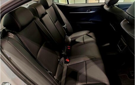 Toyota Camry, 2025 год, 4 950 000 рублей, 11 фотография