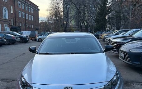 KIA K5 I рестайлинг, 2010 год, 850 000 рублей, 3 фотография