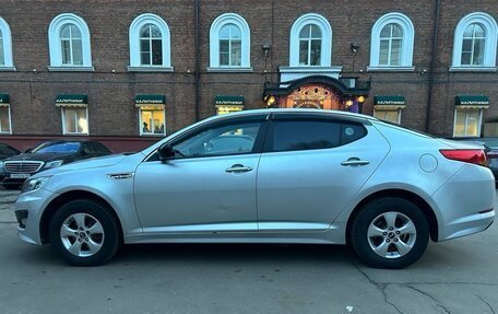 KIA K5 I рестайлинг, 2010 год, 850 000 рублей, 8 фотография