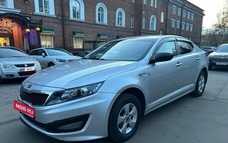 KIA K5 I рестайлинг, 2010 год, 850 000 рублей, 9 фотография