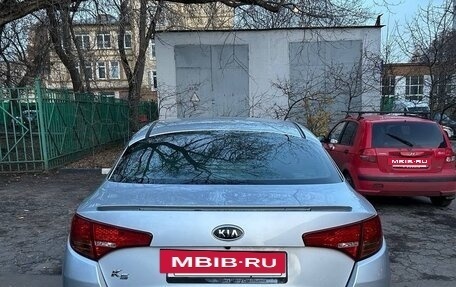 KIA K5 I рестайлинг, 2010 год, 850 000 рублей, 6 фотография