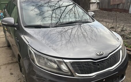 KIA Rio III рестайлинг, 2013 год, 750 000 рублей, 3 фотография