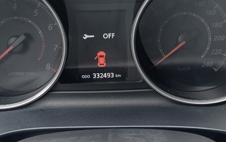 Mitsubishi Outlander III рестайлинг 3, 2012 год, 1 050 000 рублей, 4 фотография