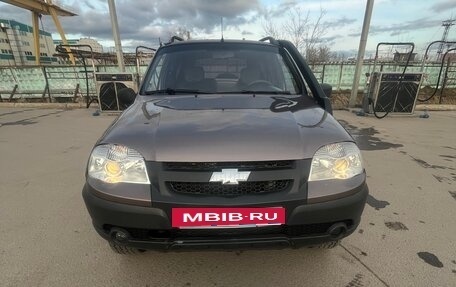 Chevrolet Niva I рестайлинг, 2014 год, 600 000 рублей, 11 фотография