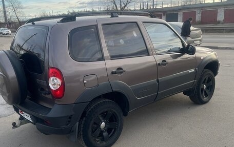 Chevrolet Niva I рестайлинг, 2014 год, 600 000 рублей, 14 фотография