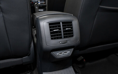 Volkswagen T-Roc I, 2025 год, 3 515 000 рублей, 15 фотография