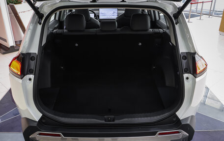 Toyota RAV4, 2025 год, 5 020 000 рублей, 13 фотография
