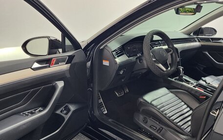 Volkswagen Passat B8 рестайлинг, 2022 год, 2 365 000 рублей, 5 фотография