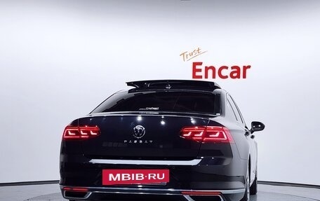 Volkswagen Passat B8 рестайлинг, 2022 год, 2 365 000 рублей, 4 фотография