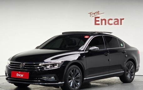 Volkswagen Passat B8 рестайлинг, 2022 год, 2 660 000 рублей, 1 фотография