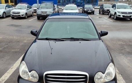 Hyundai Sonata IV рестайлинг, 2005 год, 440 000 рублей, 1 фотография