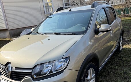 Renault Sandero II рестайлинг, 2016 год, 635 000 рублей, 3 фотография