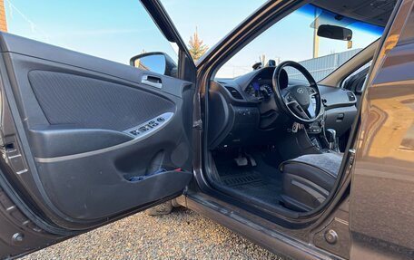 Hyundai Solaris II рестайлинг, 2014 год, 1 100 000 рублей, 13 фотография