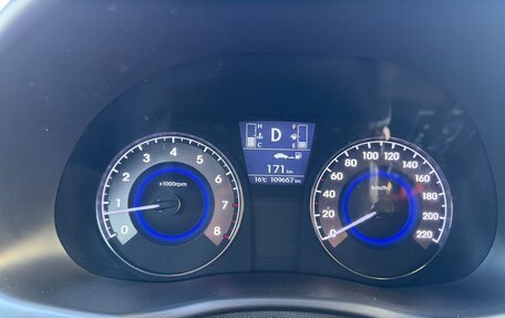 Hyundai Solaris II рестайлинг, 2014 год, 1 100 000 рублей, 16 фотография