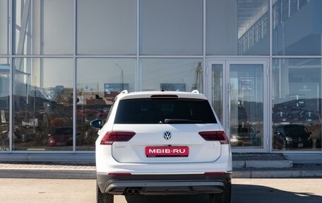 Volkswagen Tiguan II, 2019 год, 2 120 000 рублей, 4 фотография