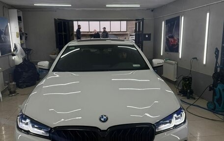 BMW 5 серия, 2018 год, 2 200 000 рублей, 1 фотография