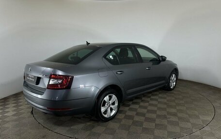 Skoda Octavia, 2018 год, 1 800 000 рублей, 6 фотография