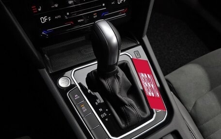 Volkswagen Passat B8 рестайлинг, 2022 год, 2 370 000 рублей, 14 фотография