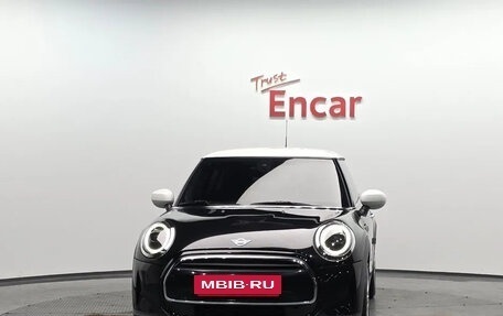 MINI Hatch, 2022 год, 1 791 000 рублей, 3 фотография