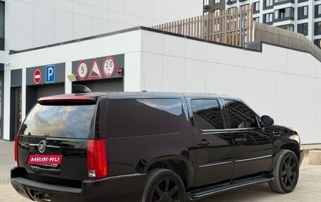 Cadillac Escalade III, 2008 год, 1 570 000 рублей, 12 фотография