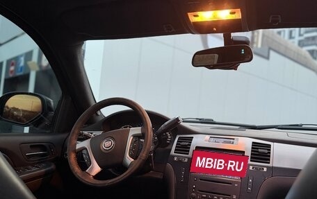 Cadillac Escalade III, 2008 год, 1 570 000 рублей, 23 фотография