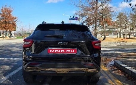 Chevrolet Trax, 2023 год, 1 690 032 рублей, 4 фотография