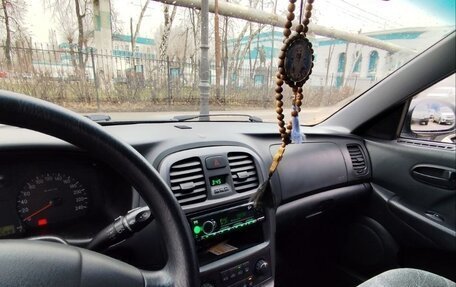 Hyundai Sonata IV рестайлинг, 2005 год, 440 000 рублей, 5 фотография