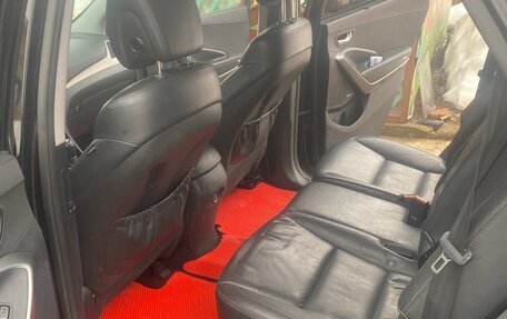 Hyundai Santa Fe III рестайлинг, 2017 год, 1 900 000 рублей, 2 фотография