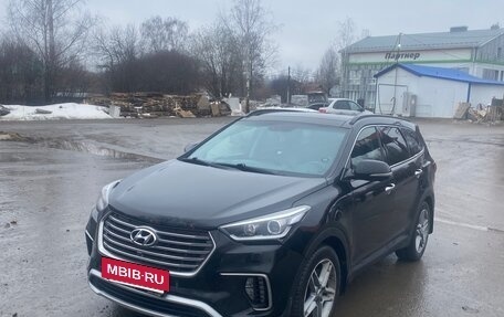 Hyundai Santa Fe III рестайлинг, 2017 год, 1 900 000 рублей, 16 фотография