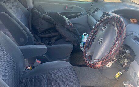 Toyota Estima III рестайлинг -2, 2003 год, 1 050 000 рублей, 6 фотография