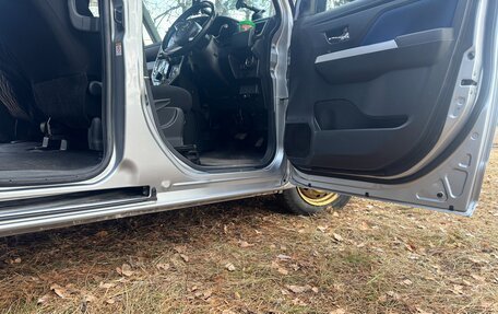 Toyota Roomy I, 2019 год, 1 120 000 рублей, 16 фотография