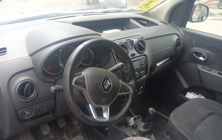 Renault Dokker, 2017 год, 1 000 000 рублей, 5 фотография