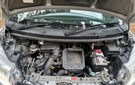 Toyota Roomy I, 2019 год, 1 120 000 рублей, 38 фотография